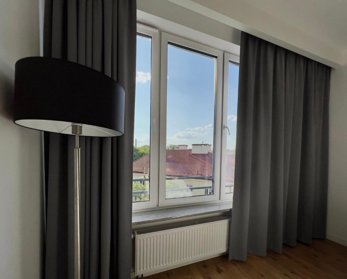 K22 Slawinska 503 Sun-City Apart Warsaw Exterior photo